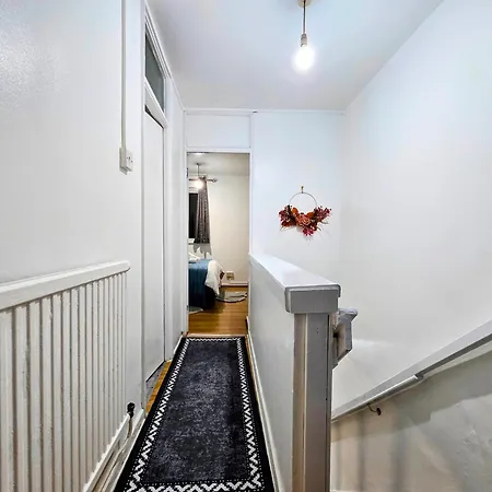 Apartment Comfy 3br Flat In The Perfect For Long London