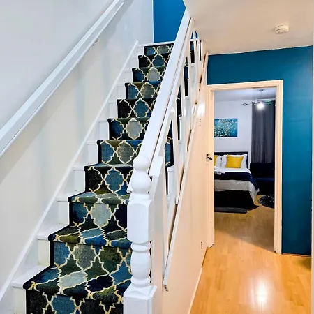 Apartment Comfy 3br Flat In The Perfect For Long