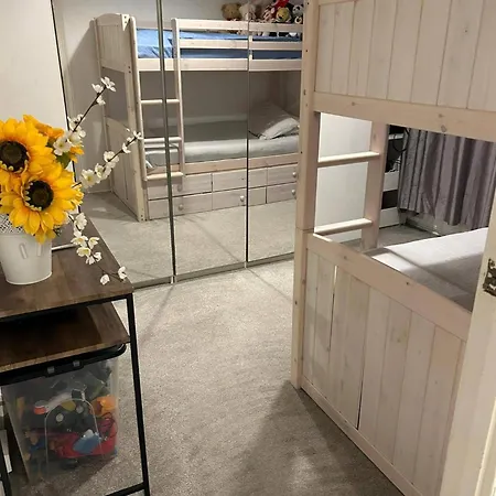 Cozy Stratford Retreat Near *