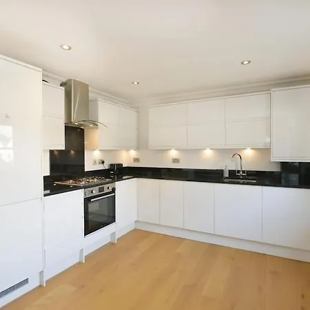 Cosy Flat Of 2 Bed And 2 Toilet Apartment