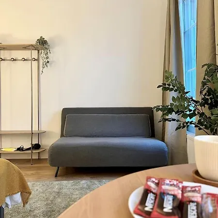 Roomy In King's Cross