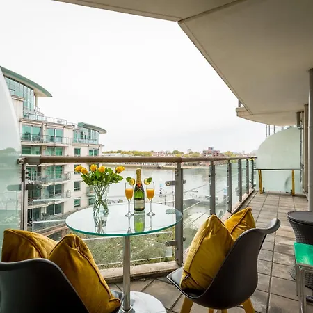 Thames View In Town! Large Luxxe Nomad Design Family *