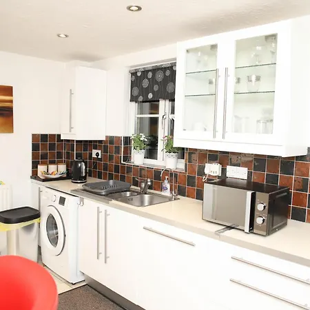 Staynorwich 69g - Hush View House Romford