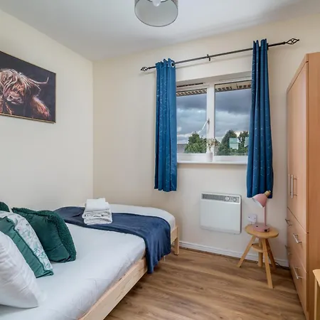 Cozy 2 Bed Flat Walking Distance From Excel *