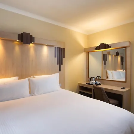 Tavistock Hotel
