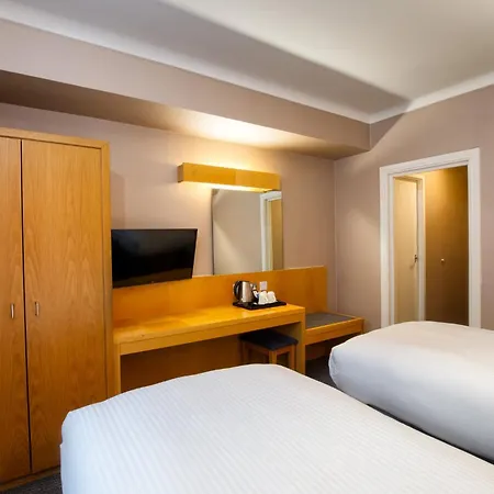 Tavistock 3* London