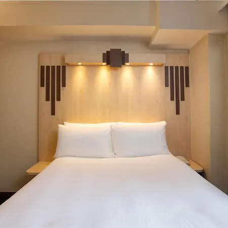 Tavistock Hotel London