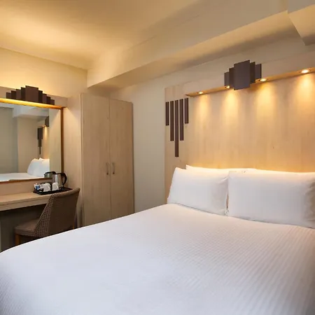 Tavistock 3* London