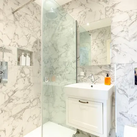 Beautiful & 1 Bedroom Flat In Clerkenwell *