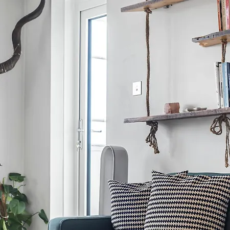 Pass The Keys - Stylish Flat With View In West Central London