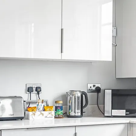 Apartment Pass The Keys - Stylish Flat With View In West Central