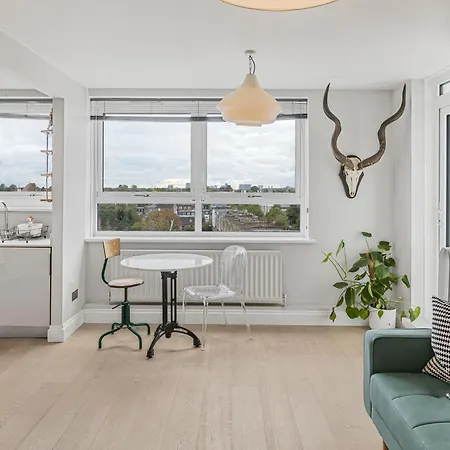 Apartment Pass The Keys - Stylish Flat With View In West Central *