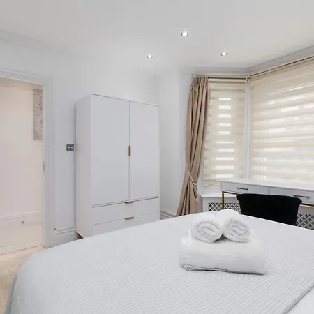 Elegant 2 Bed Garden Flat, London, Paddington! Apartment *