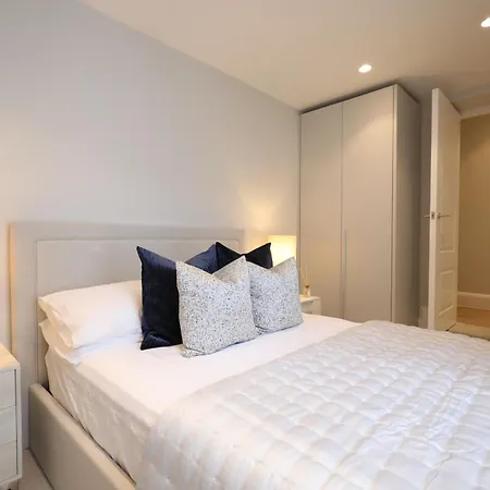 Comfort 3 Bedroom In Notting Hill London