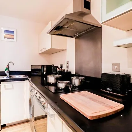 Apartment Premium Canary Wharf Flat - Long Offer