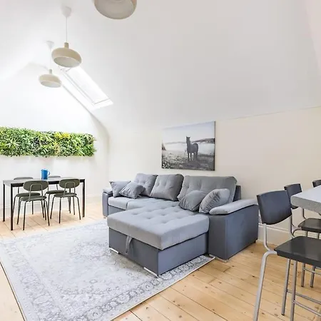 Apartment 4 Bed Penthouse In Shoreditch London