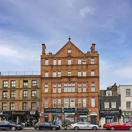 4 Bed Penthouse In Shoreditch Apartment