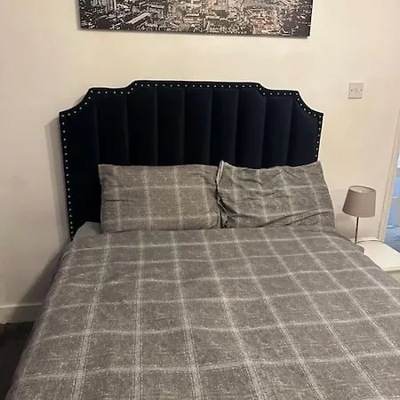 Apartment Beautiful Wood Street First Floor Flat B