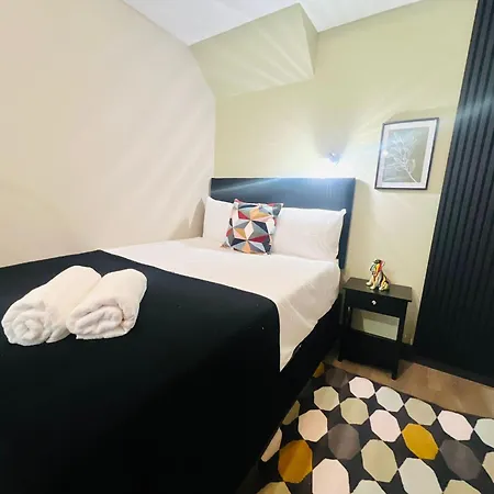 Caledonian Close To Camden & Kings Cross *