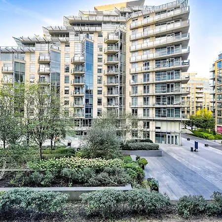 Apartment The Thamesview - Stylish 2 Bed Flat With Balcony