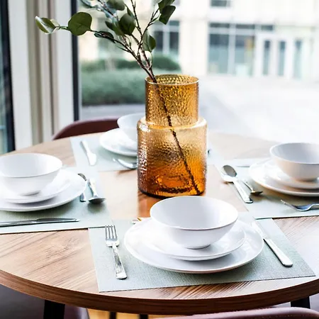 Apartment The Thamesview - Stylish 2 Bed Flat With Balcony London