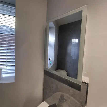 Apartment A Luxury 2 Bed Flat In *