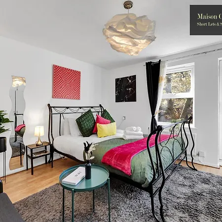 Weekly Or Monthly Stays, London, Stepney Green, 2bedroom Apt, Sleeps 6, Servcied By Maison Christo Short Lets & Serviced Accomdation