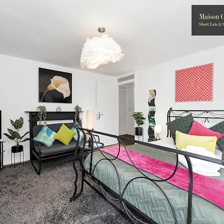 Weekly Or Monthly Stays, London, Stepney Green, 2bedroom Apt, Sleeps 6, Servcied By Maison Christo Short Lets & Serviced Accomdation * London