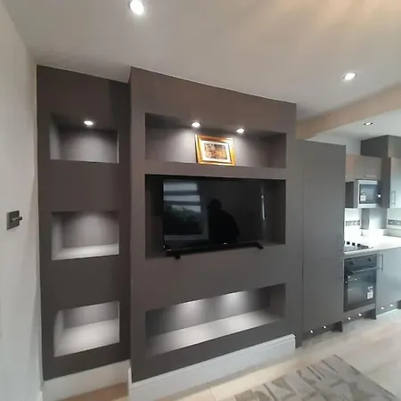 Apartment Cosy -2 Bed London