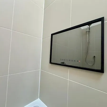 Apartment Hyde Park Luxury 2 Bed 2 Bath House *