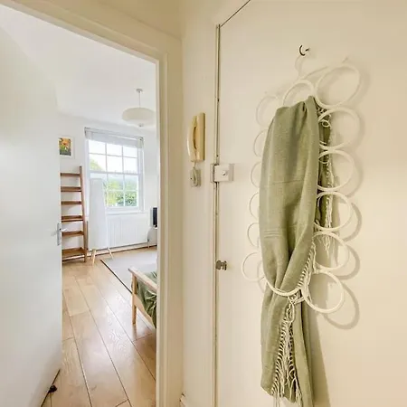 Entire 1 Bed Flat Near Kings Cross