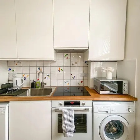 Entire 1 Bed Flat Near Kings Cross