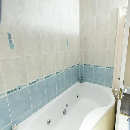 Tranquil 3br In Arnos Grove * New Southgate