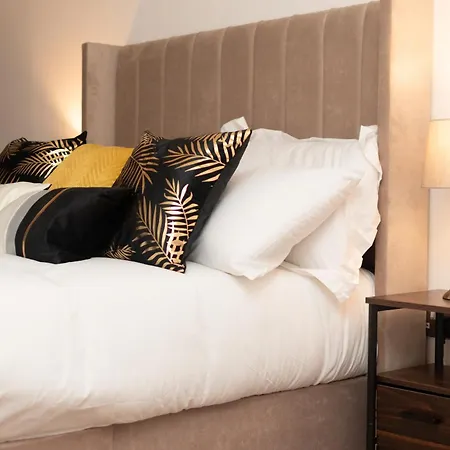 Cosy 2 Bed Hackney Sleeps 8 Apartment *