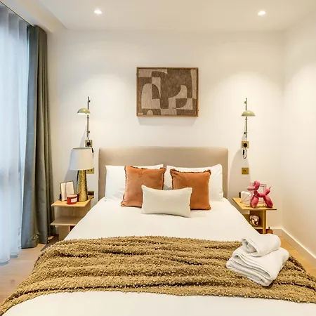 Kings Cross-luxury-sunset City View-gym-office Place-elevator London