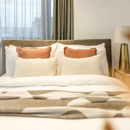 Aparthotel Kings Cross-luxury-sunset City View-gym-office Place-elevator