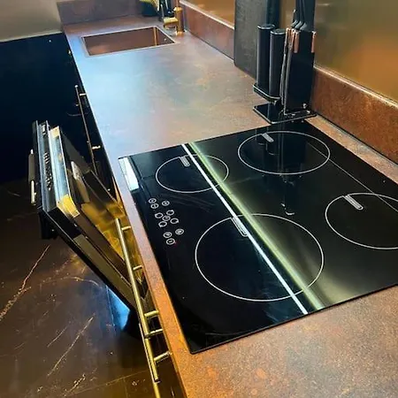 The Turret Apartment *