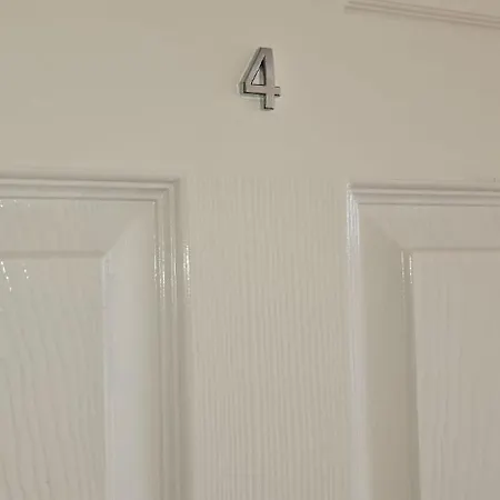 Private Near Hither Station * London