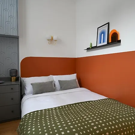 Designed Ensuite Bedroom Unit Close To Angel Stn Inn *