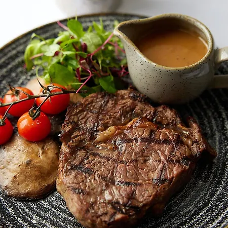 The Royal Horseguards Hotel, 4*