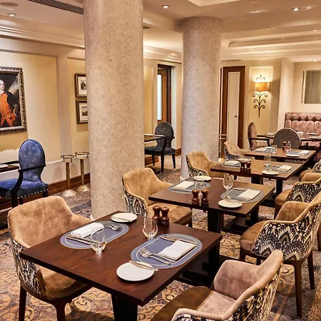 The Royal Horseguards Hotel, 4*
