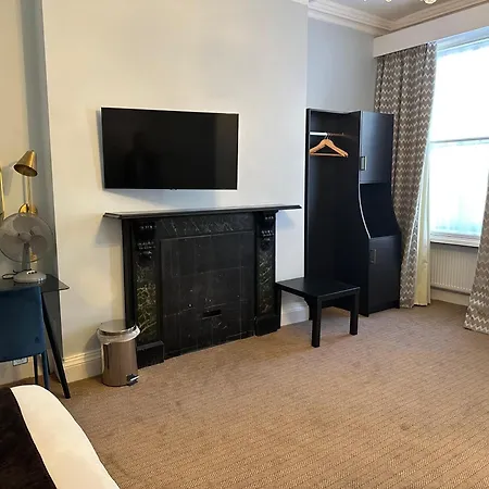 Arran House Hotel 3*