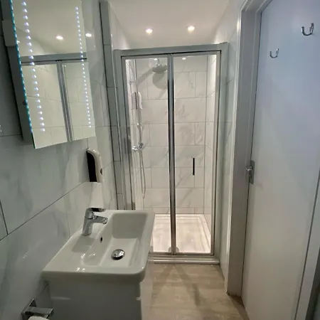 Hotel Holtwhites