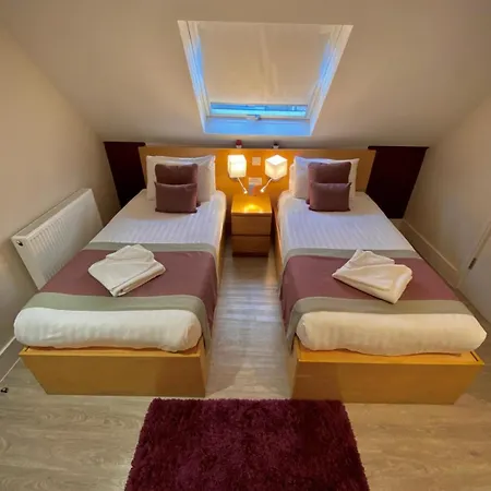 Hotel Holtwhites 3*