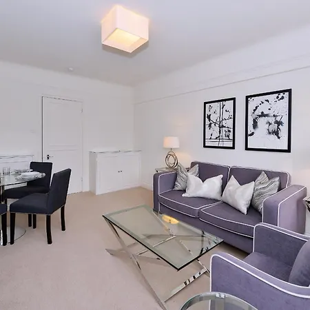 Pelham Court * London