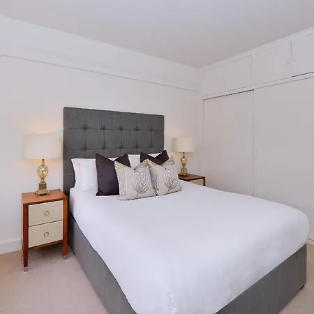 Pelham Court Apartamento