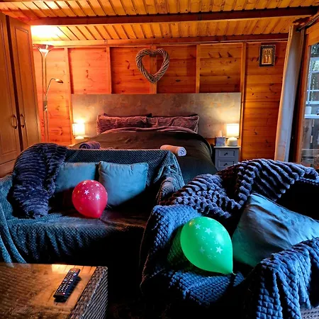Cosy With Free Parking Near London Ilford