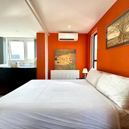Chic 1 Bedroom By Wild Apartament