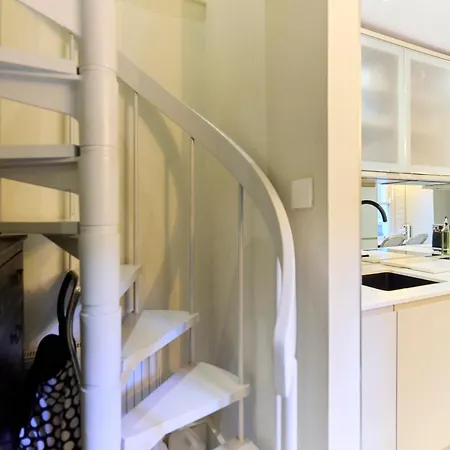 The Kensington Designer's Retreat - Modern 1bdr Flat