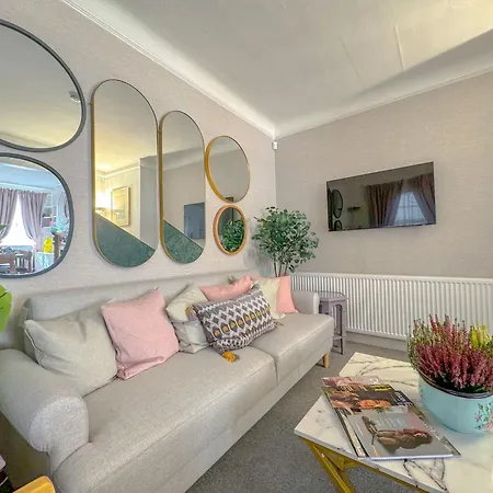 Culross Residences *
